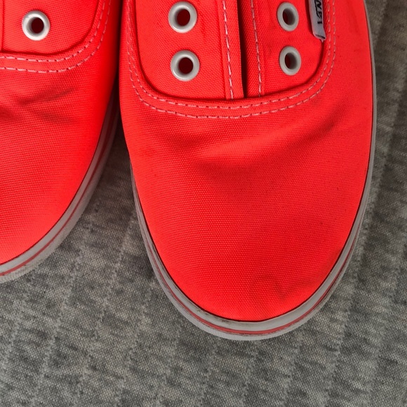 Pink Vans - Picture 4 of 6